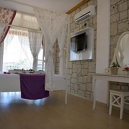 Kemerlihan Deluxe Alaçatı
