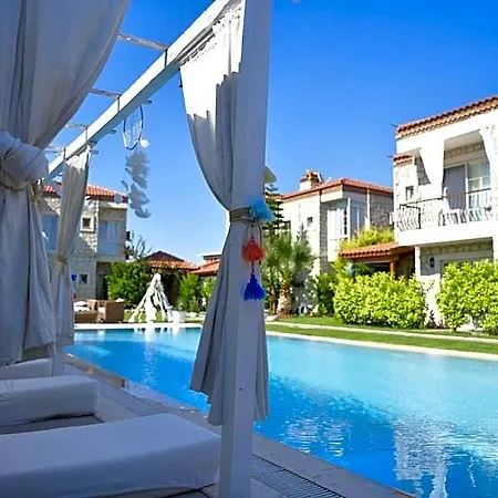 Kemerlihan Deluxe Hotel