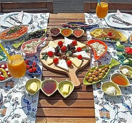 Kemerlihan Deluxe 3* Alaçatı
